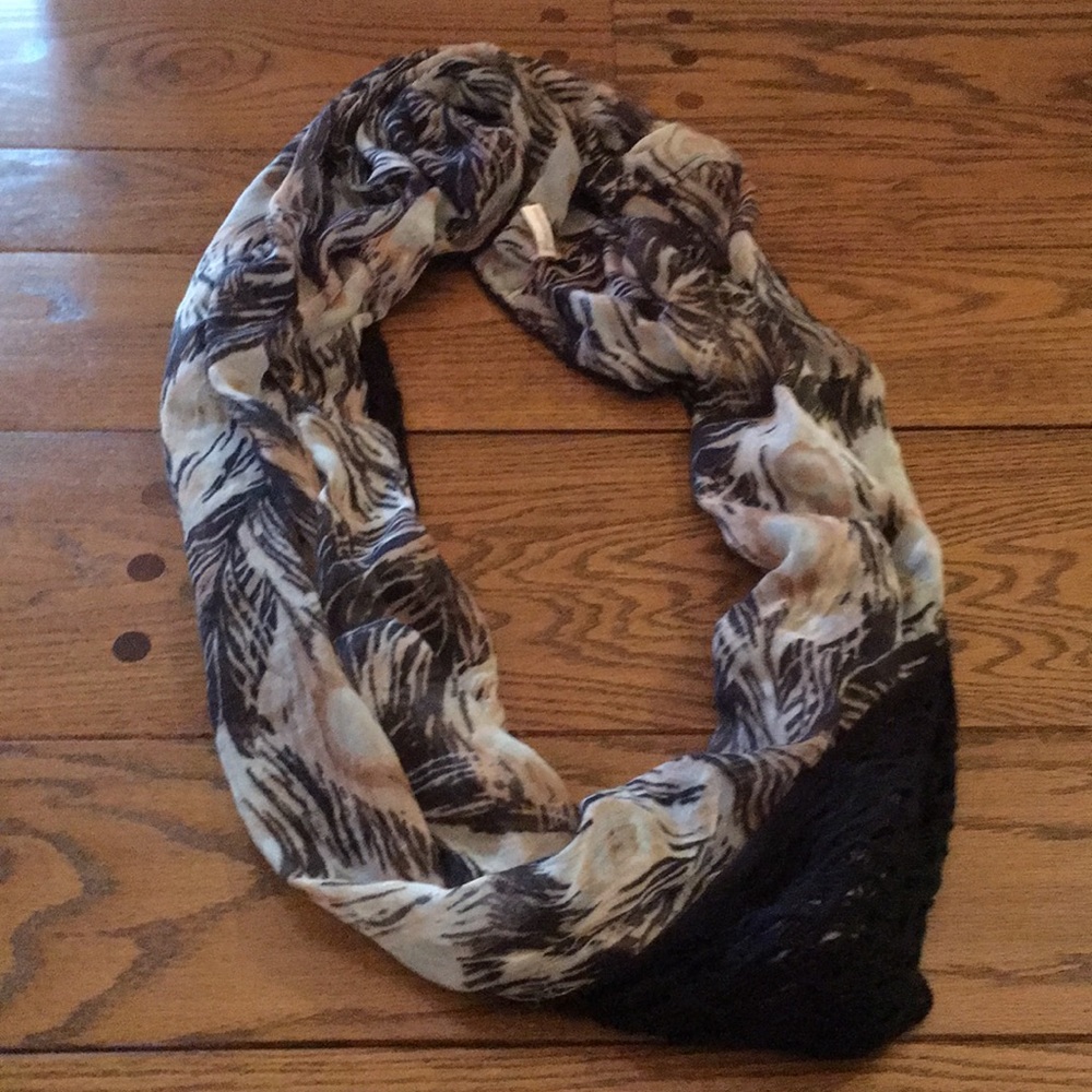 Two Infinity Scarves - Picture 3 of 4